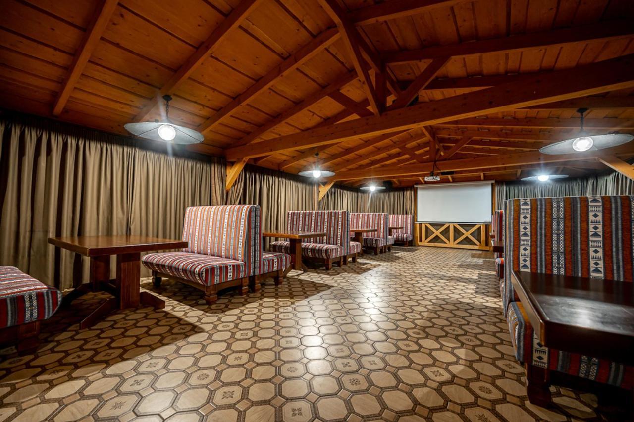 Tatariv Deluxe Hotel Esterno foto